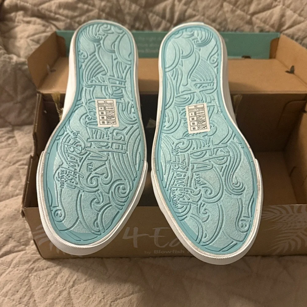 Blowfish Earthy Canvas Sneakers - Picture 3 of 5